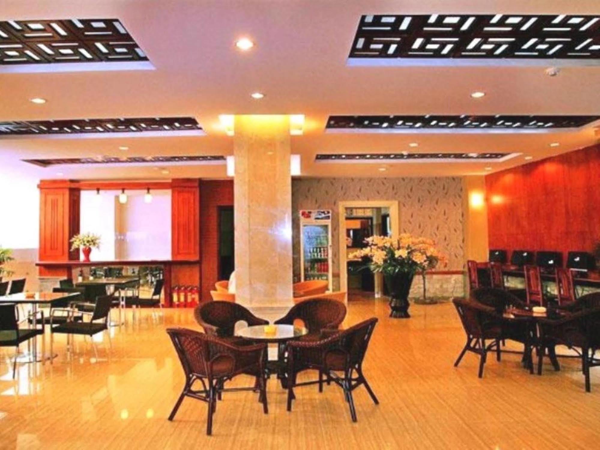 Nice Swan Hotel Nha Trang Bagian luar foto