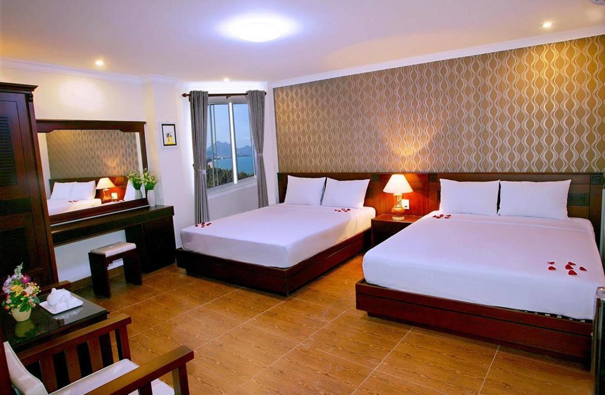 Nice Swan Hotel Nha Trang Bagian luar foto